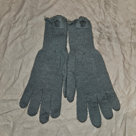 NOS/Like new glove liners
